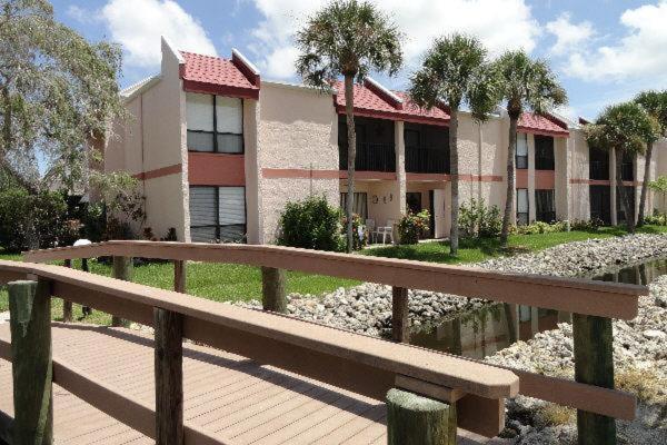 Runaway Bay Two Bedroom Apartment, Unit 147 Bradenton Beach Exterior foto